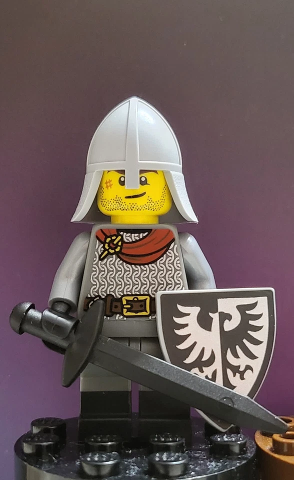 LEGO BAM Exclusive Black Falcons Knight Minifigure *NEW* - Image 1 of 2