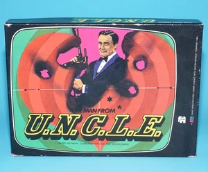 THE MAN FROM U.N.C.L.E. CARD GAME 100% COMPLETE EURO BOX 1965 MILTON BRADLEY ... - Picture 1 of 8