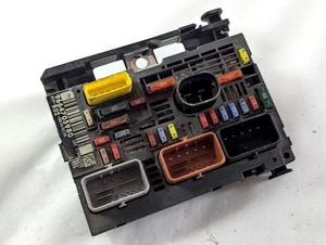 9664705980 Centralita De Fusibles Caja De Fusibles Relé Peugeot 3008 1.6 80KW 5 - Imagen 1 de 6