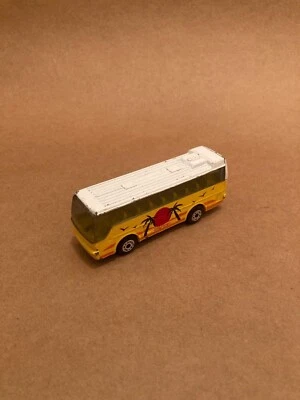 Matchbox Ikarus Coach Tropical Paradise Palm Trees 1:140 Diecast Scale Model Bus - Image 1 of 3