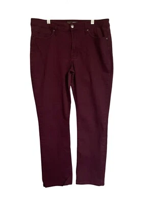 Pantalones Lee para mujer calce regular pierna recta tiro medio talla 16M borgoña Foto 1 de 4