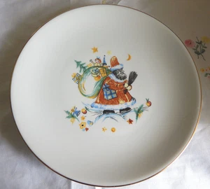 HUTSCHENREUTHER KRIS KRINGLE? PLATE  - Picture 1 of 5