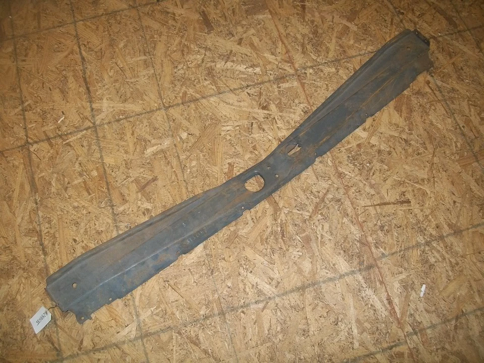 Dodge 330 440 Polara 1964 nuevo MoPar radiador superior barra transversal #2417535 Foto 1 de 1