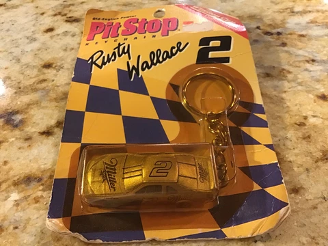 Racing Collectables Rusty Wallace #2 Old English Pewter Pitstop Keychain Cover