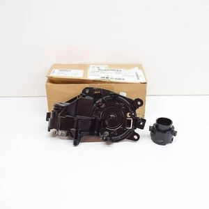 AUDI TT 8J MK2 Front Right Door Mirror Mounting Plate 8J0858532A NEW GENUINE - Picture 1 of 7