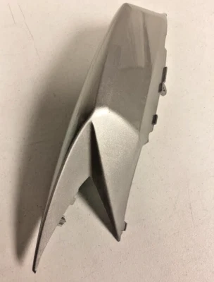 RIGHT TAIL COVER PANEL FOR  SUZUKI GSXR 600/750 (2008 -  2010) SILVER Foto 1 de 3