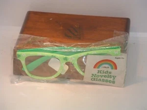 Pre-Owned Kid’s Floral Print Green Novelty Glasses  - Picture 1 of 3