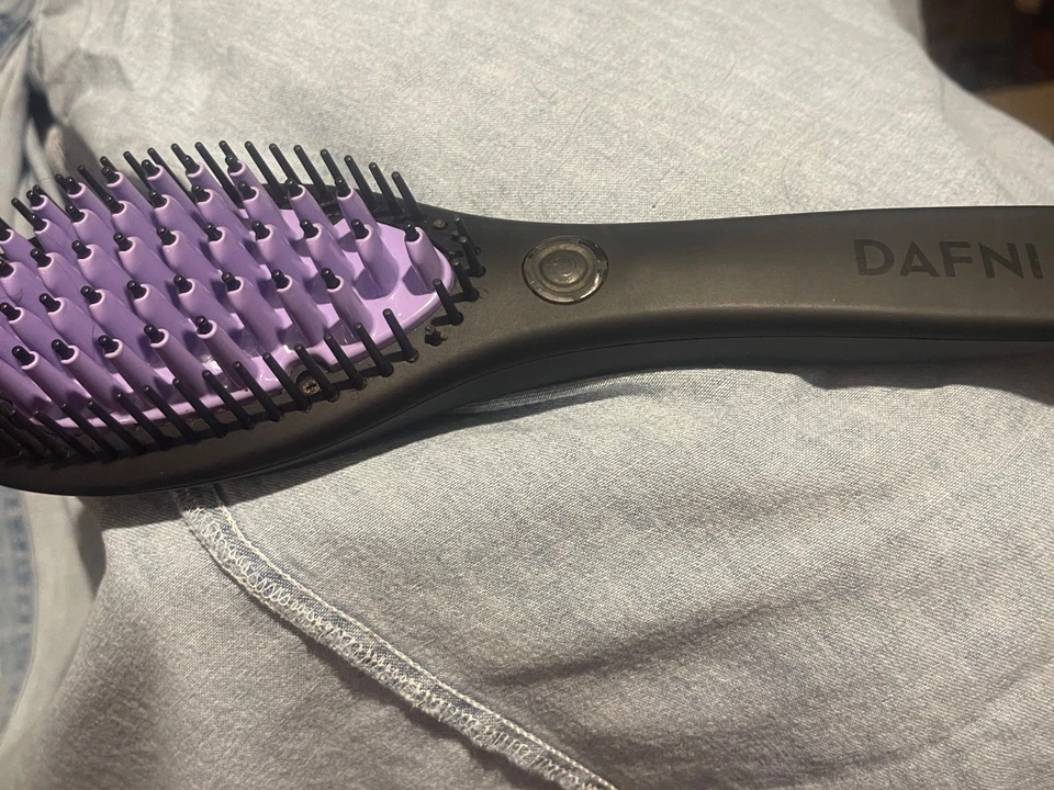DAFNI DH1.0A Hair Straightening Ceramic Brush - Black/Purple - Image 1 of 1