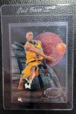 1997 METAL UNIVERSE #81 KOBE BRYANT LOS ANGELES LAKERS HOF - Image 1 of 2
