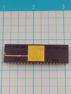 Vintage CRT-5027-001 Video Ic Oro Viola Ceramica 40 Spille - Immagine 1 di 4