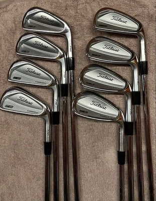 Titleist 716 CB Iron Set 8pcs 3-9, PW Dynamic Gold AMT S200 Flex S - Image 1 of 4