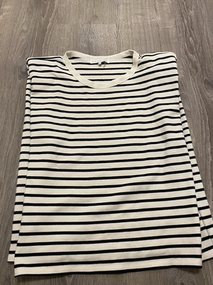 ENDLESS ROSE Womens Padded Shoulder Black and White Stripe Tee Cap Sleeve Size L - Image 1 of 4