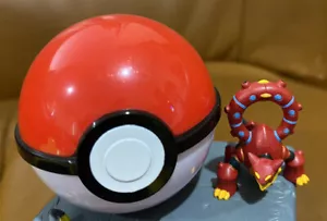 2016 POKEMON GO VOLCANION DETAILED MINI PVC FIGURE IN POKE-BALL T-ARTS NM!!! - Foto 1 di 3