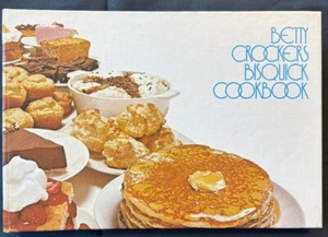 Vintage Betty Crocker's Bisquick Cookbook - Seven Mini Cookbooks in One (1977) - Picture 1 of 4