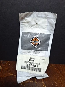 NOS International 3600049C1 Body Con 2 Way Sealed Female - Picture 1 of 4
