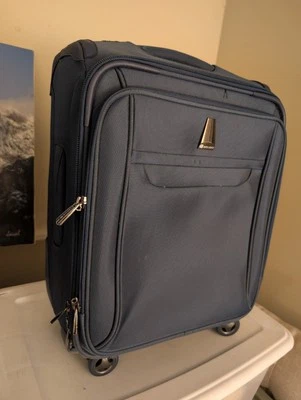 Delsey Helium X'pert Lite Personal Ultra Light 4 Wheel Spinner Tote - Image 1 of 4