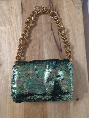 Bolsa de ombro Zara básica verde floral com miçangas lantejoulas clutch - Imagem 1 de 4