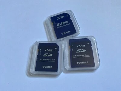LOTE DE 3 TARJETAS DE MEMORIA SD TOSHIBA de 2 GB para cámaras SD NIKON CANON KODAK Foto 1 de 2