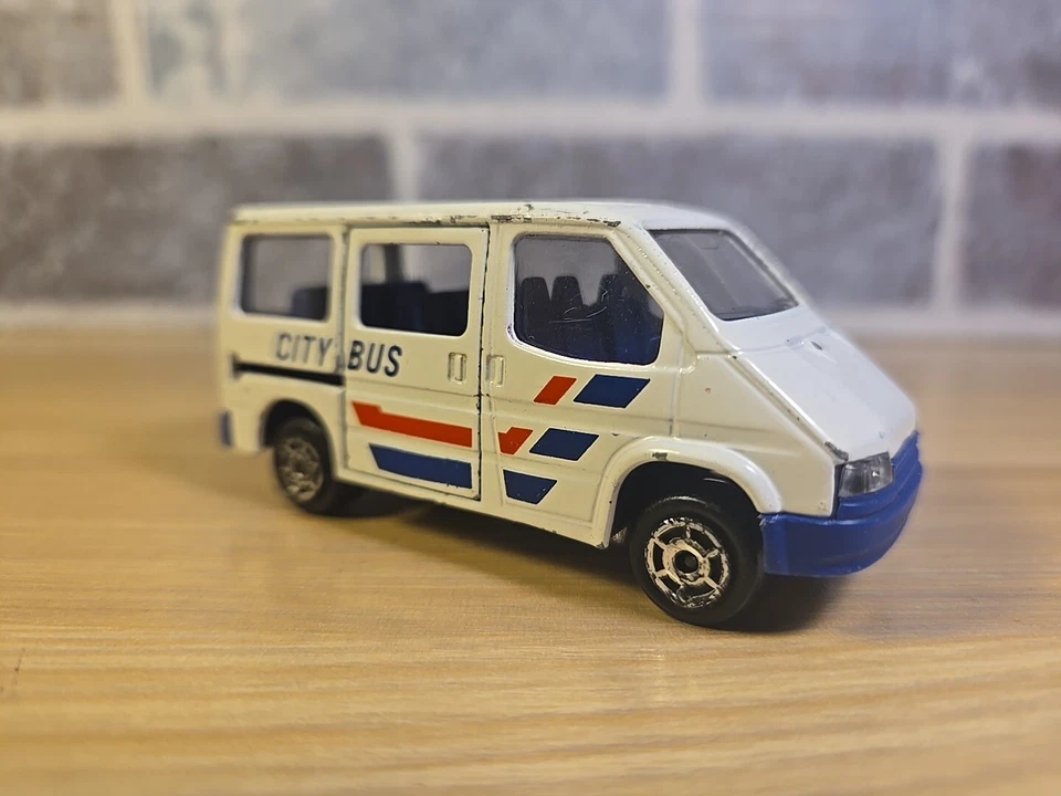 Vintage 1988 Majorette N.243 FORD TRANSIT CITY BUS Van Toy Car Made in France  — 第 1/4 张图片