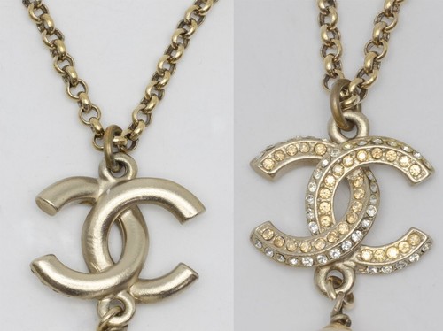 Collana Chanel Coco Marchio Strass Perla 2 VIE Lunga Oro Hardware A1 Colore Chiaro