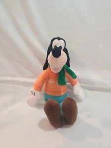 Disney Goofy mit grünem Schal Plüsch - Bild 1 von 6