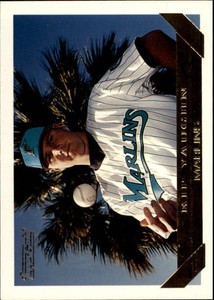 1993 Topps Gold #669 Kip Yaughn