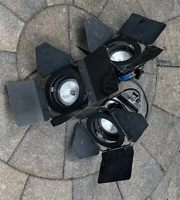 3 Berkey Colortran Mini Pro Photography Lights 100-091. 600W with Barn Doors - Image 1 of 4