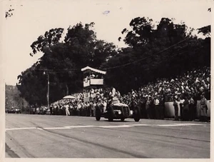 FOTO DE ÉPOCA ORIGINAL MASERATI 4CLT YPF BUENOS AIRES GP PALERMO 1950 - Imagen 1 de 2