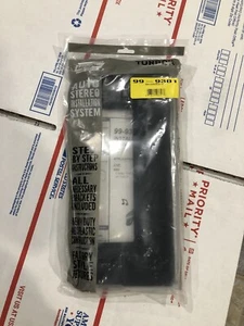 New Metra 99-9301 Single DIN Stereo Dash Kit for 1997-2006 BMW 5 Series/X5 - Picture 1 of 1