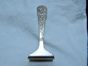 Antique Silverplate Prima Sweden  Baby Food Pusher Embossed Princess Elves Rare! - Picture 1 of 7