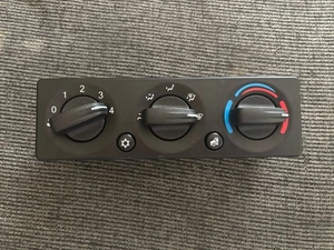 Panel de módulo de control climático de calentador de CA Q21-6119 para camión Peterbilt pieza de repuesto - Imagen 1 de 4