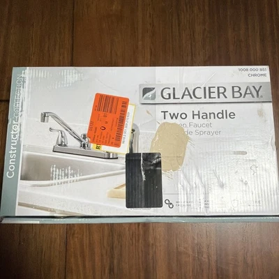 Grifo de cocina Glacier Bay Constructor con rociador lateral cromado HD670099-1B01 Foto 1 de 2