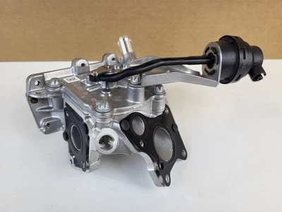 Original Mercedes 2.2 CDI OM651 AGR Abgasrücklauf Ventil A6511400102 A6511420267 - Bild 1 von 4