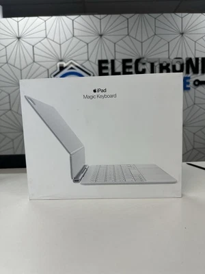 Apple Magic Keyboard for iPad Air 11-inch M3 With Apple Care Till 2026 - Image 1 of 4