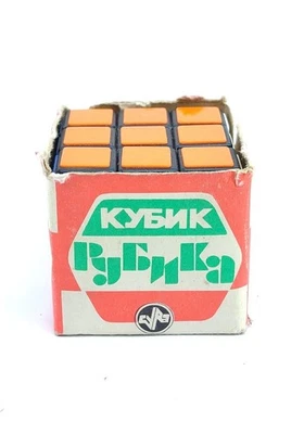 Puzzle vintage Rubik's Magic Cube URSS sovietico 3x3x3 - Immagine 1 di 4