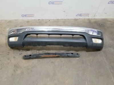 04 2004 TOYOTA TACOMA SR5 FRONT BUMPER CHROME WITH FOG LAMPS AND REBAR - Image 1 of 4