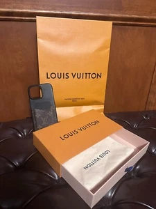 LOUIS VUITTON 14 Pro Max iphone case with duster, box and bag - Picture 1 of 7