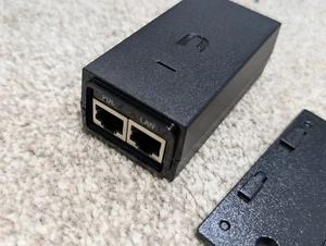 Ubiquiti PoE 24V Injektor - GP-A240-050 - B4B1Y149D - Bild 1 von 3