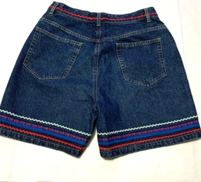 LIZ CLAIBORNE Liz Wear Women Demin Jean Shorts Blue Size 10 - Image 1 of 4