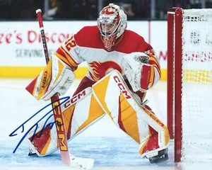 Dustin Wolf Signed 8x10 Photo Calgary Flames Autographed COA B - Picture 1 of 1