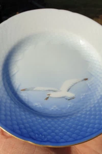 Vintage Denmark Kjobenhavn Bing Grondahl porcelain cake plate blue white gull - Picture 1 of 13