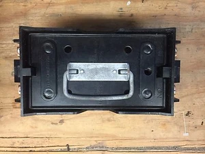 WADSWORTH 100AMP 8056 FUSE PULLOUT & 8055 FUSE BLOCK LINE LUGS LOAD LUGS - Picture 1 of 4