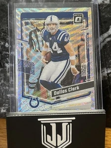 Panini Donruss Optic Wave Prizm 2023/300 Dallas Clark #76 Colts Legend SP - Imagen 1 de 2
