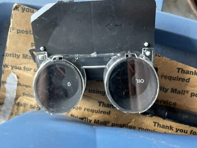 Medidores de aceite para tablero superior Nissan Sentra SE-R 2007-2009 Foto 1 de 3