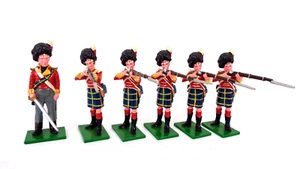 Trophy Miniatures WA12 The Highland Square Set Napoleonic Toy Soldier 54mm - Picture 1 of 6