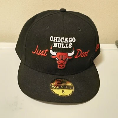 Sombrero ajustado New Era x Just Don negro Chicago Bulls 59FIFTY para hombre talla 8 Foto 1 de 4
