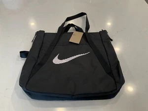 Nike schwarze Tragetasche. Erweiterbar. Mehrere Taschen. 16,5"" x 15,5"" x 4,5 #DR7217. NEU. - Bild 1 von 15
