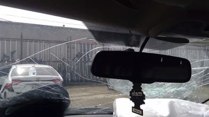 10 11 12 13 14 15 16 2017 Dodge Caravan Rear View Mirror Auto Dim w/ Microphone - Picture 1 of 12