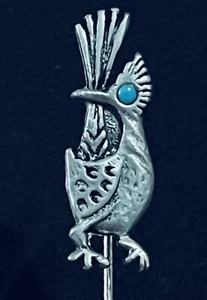 "Pin de colección J. Ritter Road Runner tono plateado ojo azul, firmado Estate Stick 3""" - Imagen 1 de 4