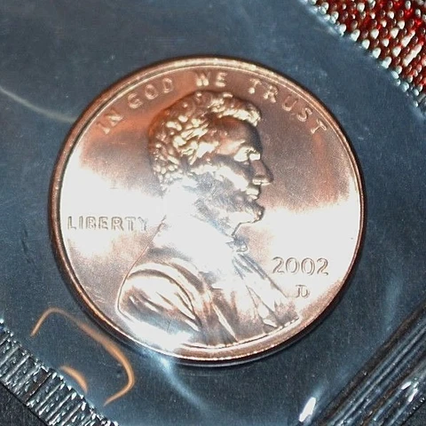 2002 D LINCOLN CENT Choice Unc  in Mint Cello Cover